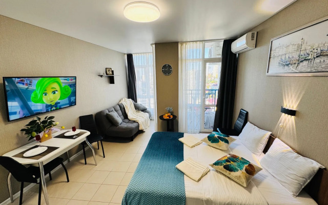 Prostornaya V 300 Metrakh Do Naberezhnoy Flat