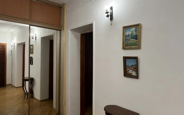 Квартира В центре Владикавказа с высокими потолками