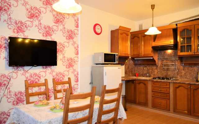 On Malyshevskaya 109 Guest House