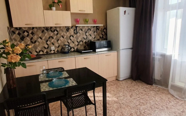 Квартира на Шахтёров 92