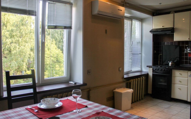 Na Ulitse Zhukovskogo 10 Flat