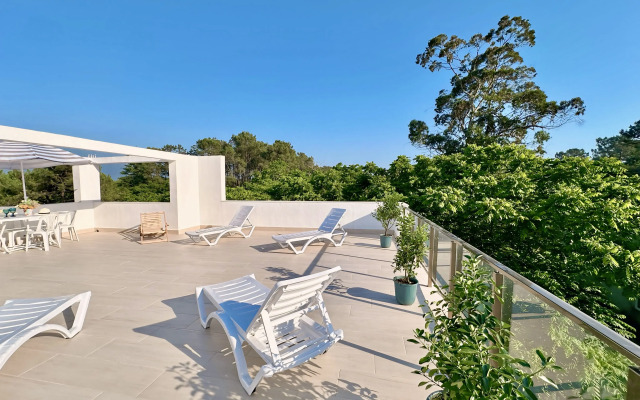 Eva Private house