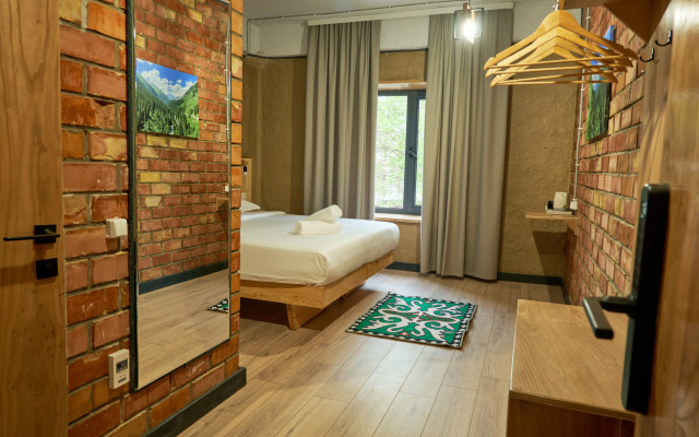 Pristine Hotel