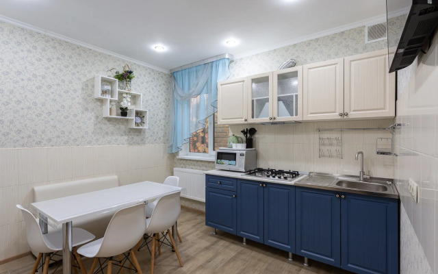 2-Komnatnye V Taunkhause S Garazhom V Kudepste Apartments