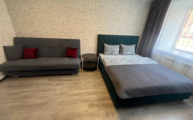 Flat Uyutnaya Kvartira V Novom Dome