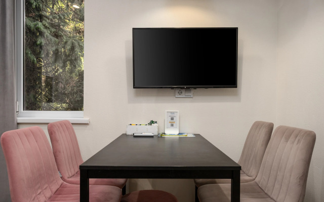 More Apartments Na Nagornyij Tupik 13-4 Apartments