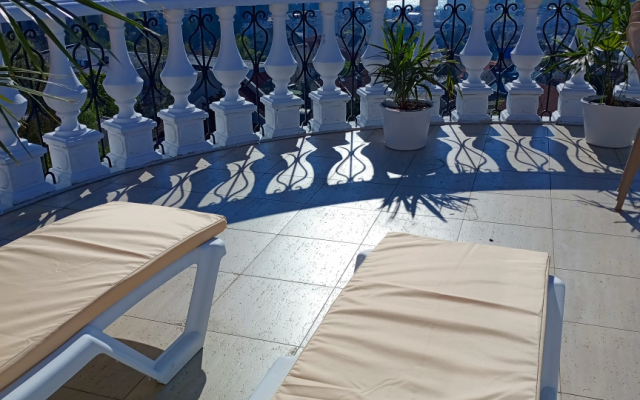 Loran Guest house