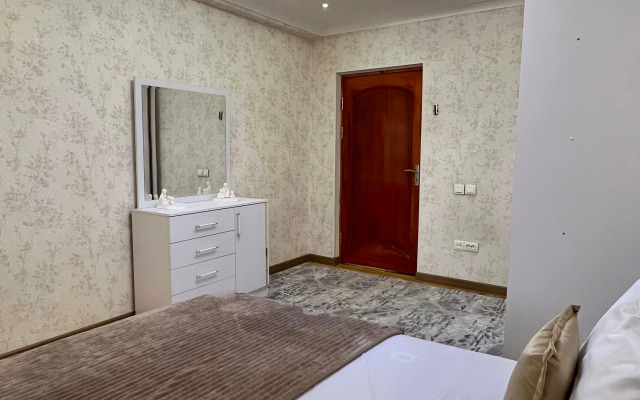 Апартаменты Дружба 8/1