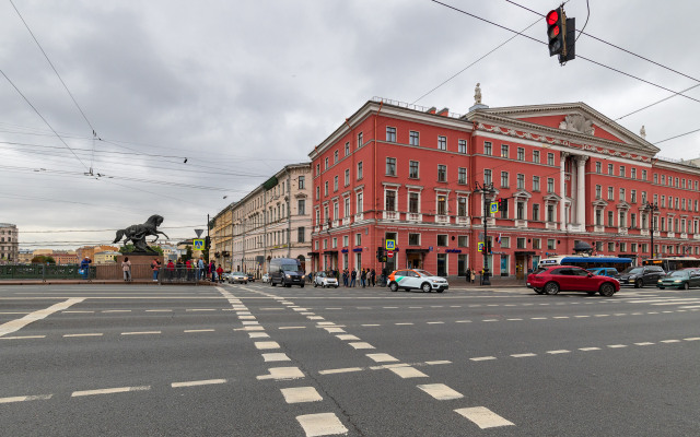 Апартаменты У Аничкова Моста