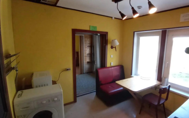 Апартаменты Двухкомнатная Мини в Центре