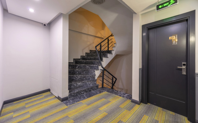 The Great Airport Hotel