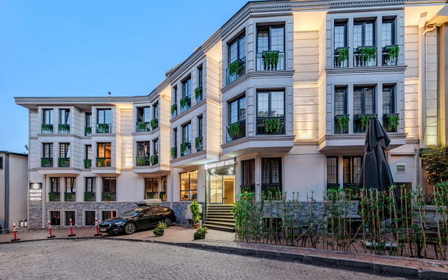 Sultan Hamit Hotel
