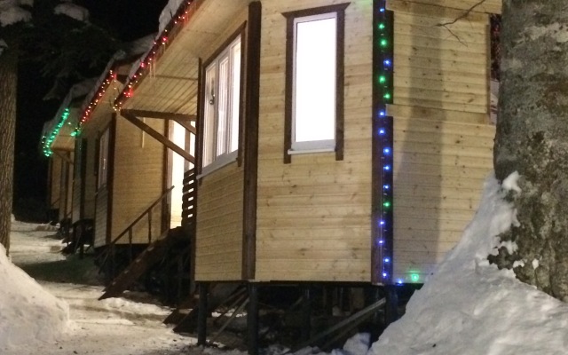 V Gostyah U Skazki Guest house