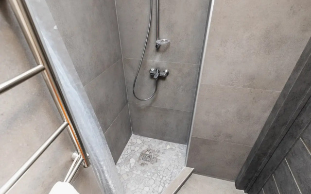 4 Dobrye Sutki Apartments