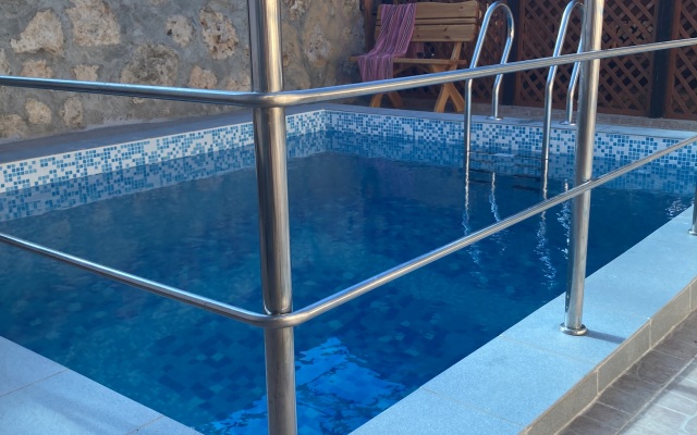 Kaptri Guest House