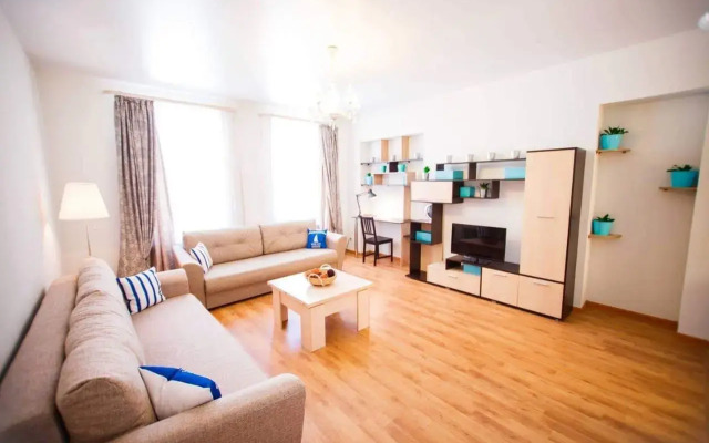 Апартаменты "5 минут до Невского"