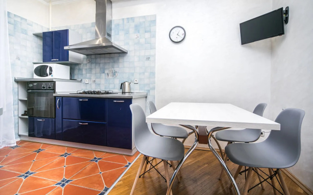 3-bedroom on Karl Marx 25 Center Apartments