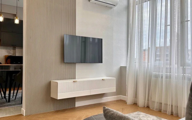 Квартира Двухкомнатная с Дизайнерским Ремонтом