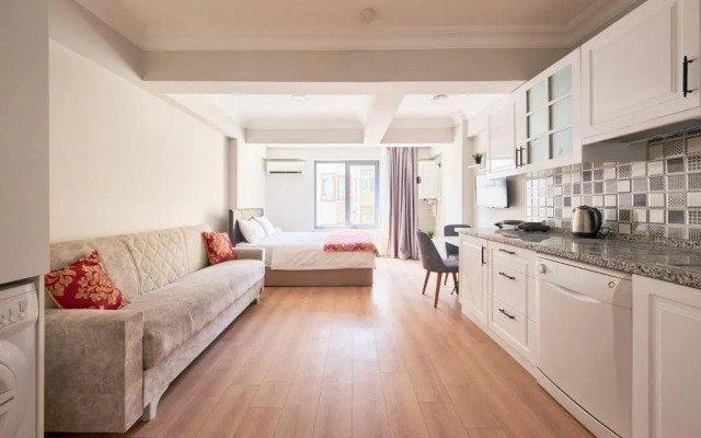 Aymira Apart Hotel Pangalti