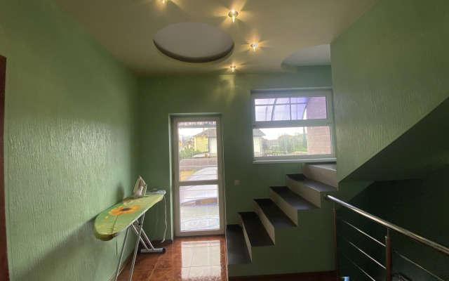 Beryozovy Private house