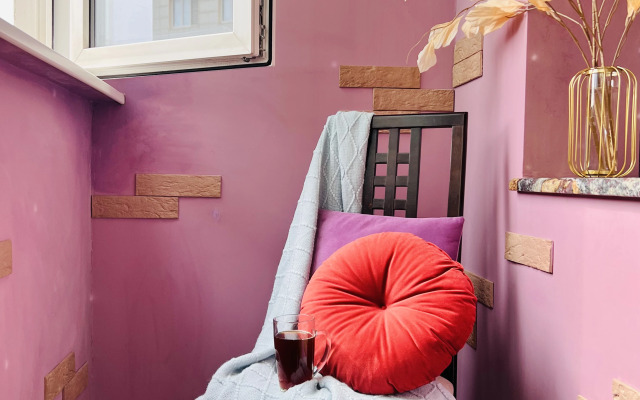 S Dizaynerskim Remontom na Belorusskoy Flat
