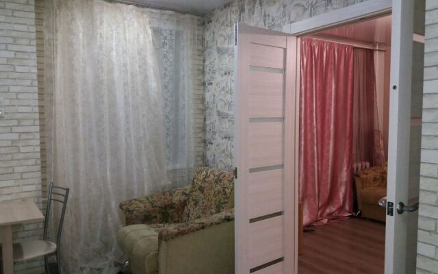Na Ul. Volodarskogo 3 Flat