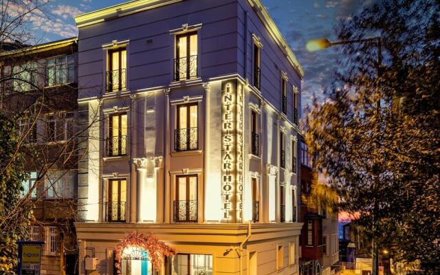 Отель Interstar