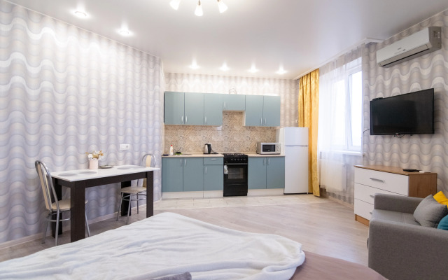 V tsentralnom rayone na troikh Apartments