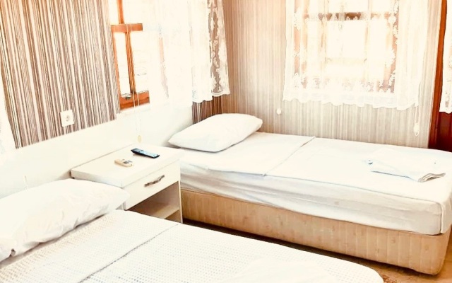 Adali Hotel