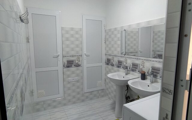 Chinor Hostel