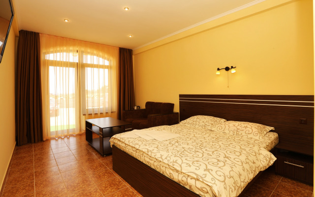 Karamel Hotel
