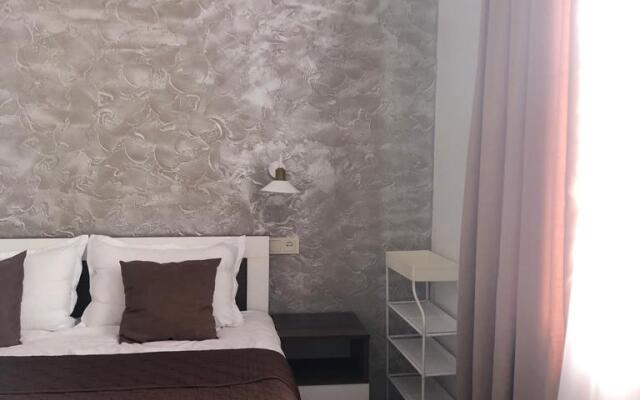 Ninama Guest house