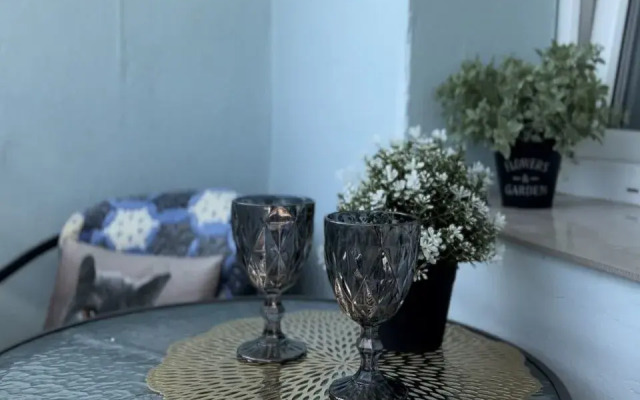 S Shikarnym Vidom na 16 Etazhe Flat