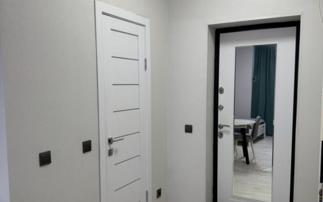 Апартаменты студия у Сибирского Мола