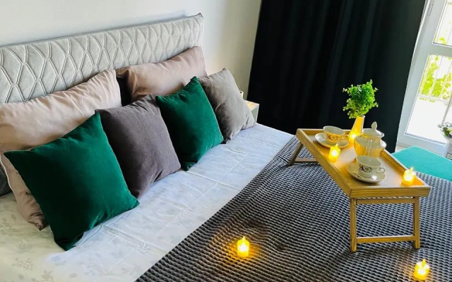 Odnokomnatnaya s vidom na gory Flat