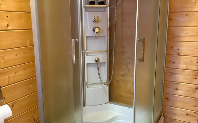 Na Beregu Ozera Plescheevo 57a Private house