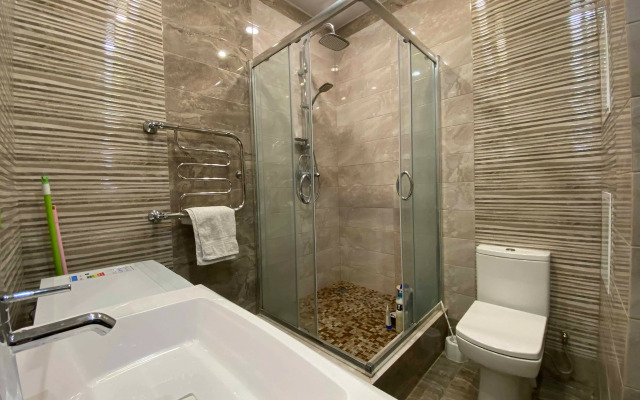 Zhk Poseydon 824 Mamayka Odnokomnatnaya S Balkonom (Trustcontrol) Flat