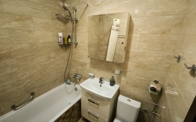 Апартаменты на 8-м этаже в центре, 70 кв. м.