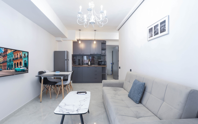 2Bd1Bath Pushkin ave 58 2ndfloor next to church.