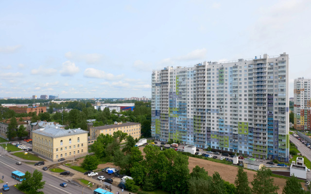 Ladozhskiy Avenir Apartments