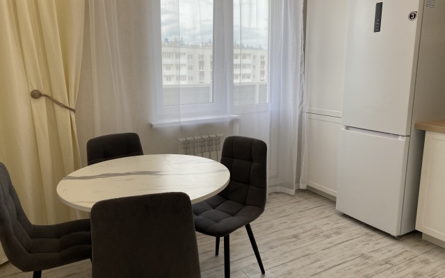 Sovremennaya i Stilnaya Kvartira Flat