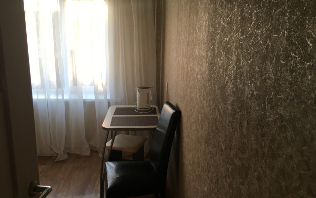 Апартаменты Однокомнатная квартира на ул. Энгельса