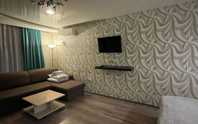 Na Ul. Lisitsyna 28 Flat