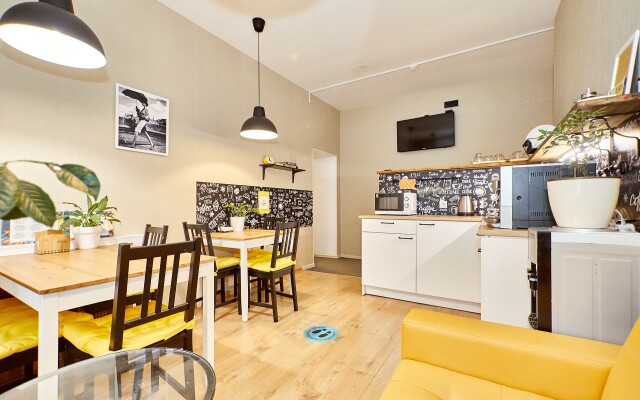 U Semi Mostov Hotel