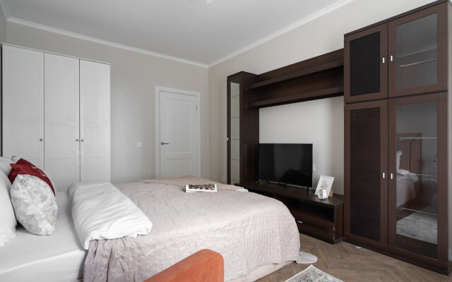 S dvumya konditsionerami i stilnym remontom Apartments