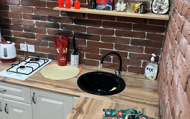 Квартира Уютная студия с дизайнерским ремонтом в центре