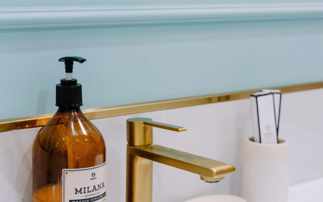 Dizaynerskaya Studiya V Zhk Sen-Trope Apartments