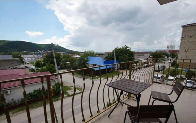 "More I Palmy" Guest House
