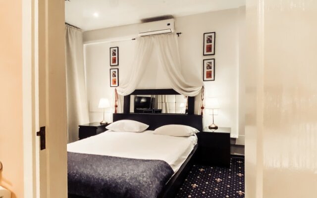 45 hotel