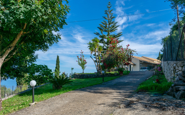 Villa Emily